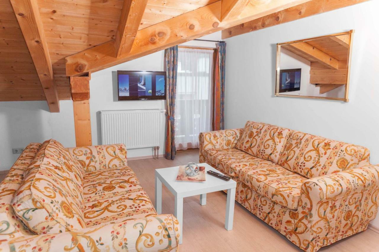 Appartement Ferienhaus Butterfly à Garmisch-Partenkirchen Extérieur photo